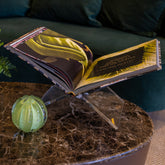 Suporte para livro em acrílico